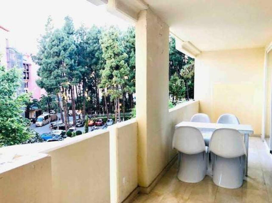 Large Modern Beach Front Apartment, Rooftop Pool!! Marbella Eksteriør bilde